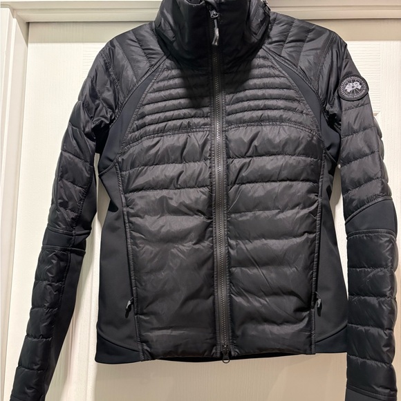 Canada Goose Women's Black Hybridge Perren Jacket - Picture 2 of 7